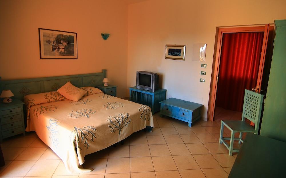 Borgo Saraceno Hotel-Residence Santa Teresa Gallura Exterior photo