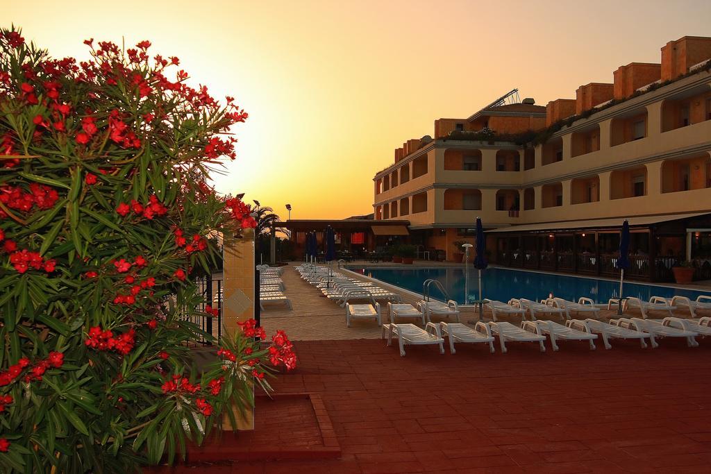 Borgo Saraceno Hotel-Residence Santa Teresa Gallura Exterior photo