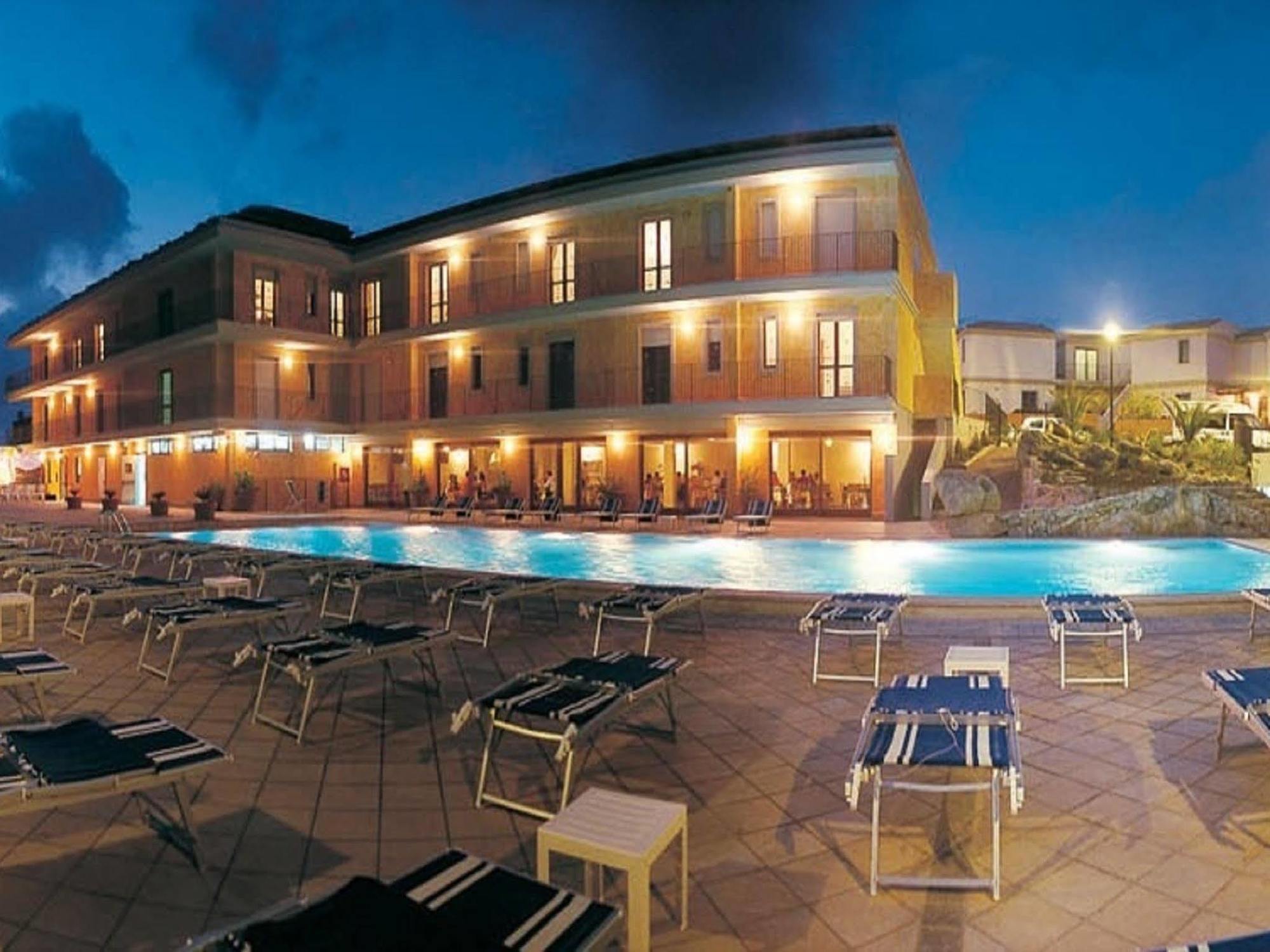 Borgo Saraceno Hotel-Residence Santa Teresa Gallura Exterior photo
